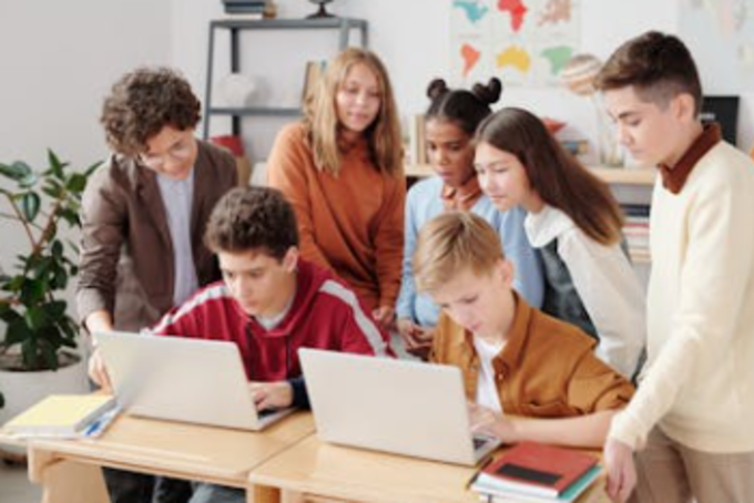 “이주배경 학생 자퇴율, 처음으로 2대… 전체보다 높다”