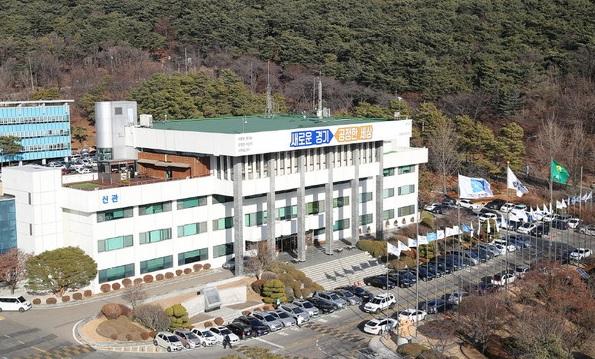 경기도청 전경(자료출처 : 경기도뉴스포털) 46576747.jpg